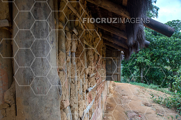 Detalhe de casa de taipa