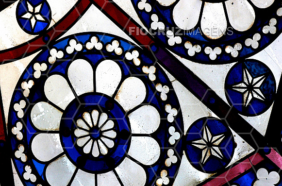 Detalhe em vitral do Castelo Mourisco