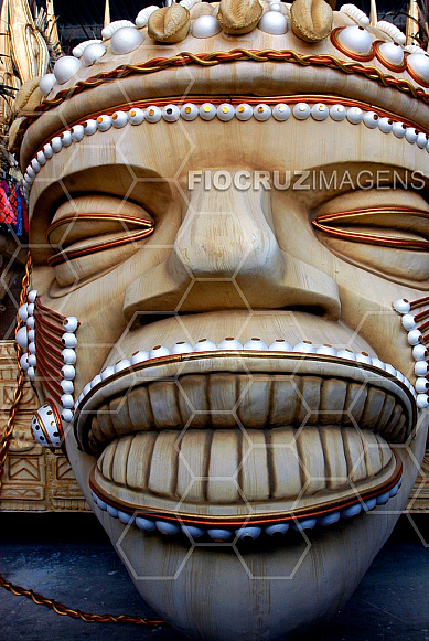 Barracão de escola de samba