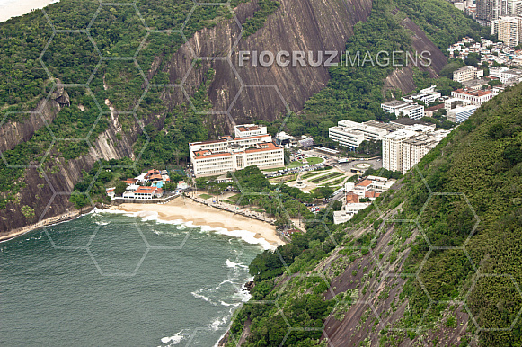 Praia vermelha