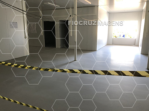 Montagem da estrutura do Centro Hospitalar Covid-19