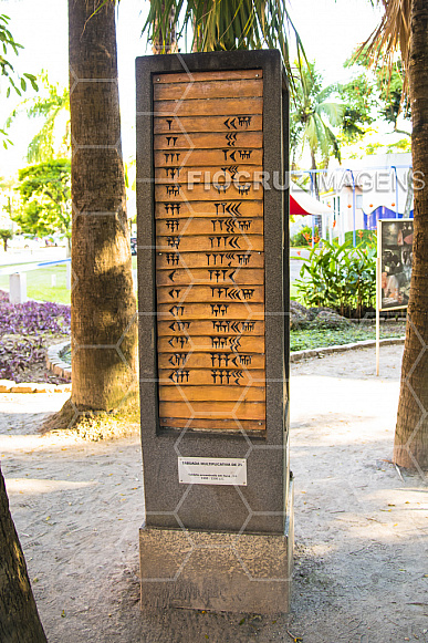 Jardim dos Códigos: escrita numérica na Mesopotâmia.